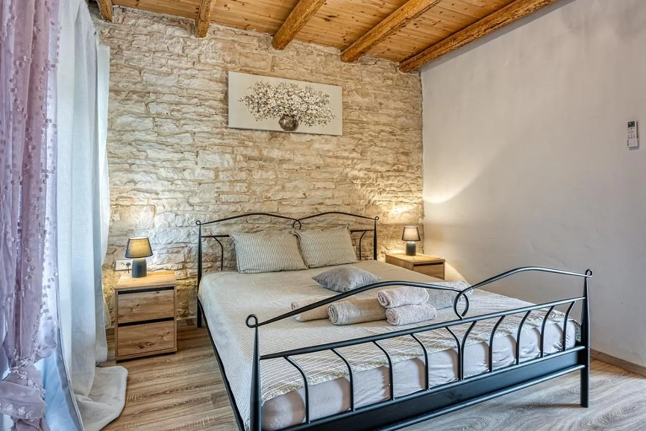 Holiday House Orbanic Modrušani Κροατία