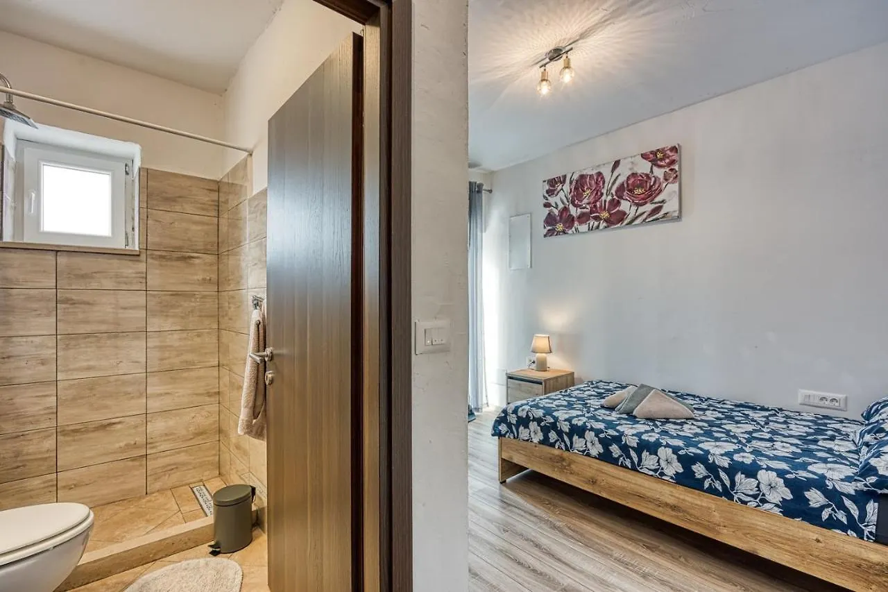 Holiday House Orbanic Modrušani Σπίτι διακοπών